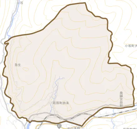 萩原町四美とその周辺の地図。町の範囲を重ねている