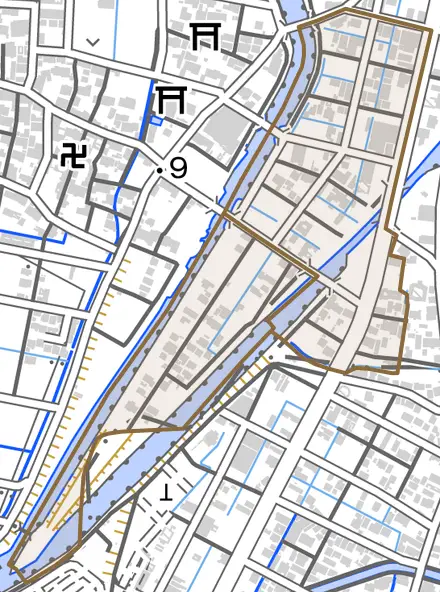 茜部辰新とその周辺の地図。町の範囲を重ねている