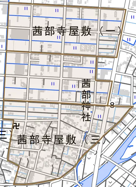 茜部寺屋敷とその周辺の地図。町の範囲を重ねている
