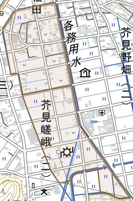 芥見嵯峨とその周辺の地図。町の範囲を重ねている