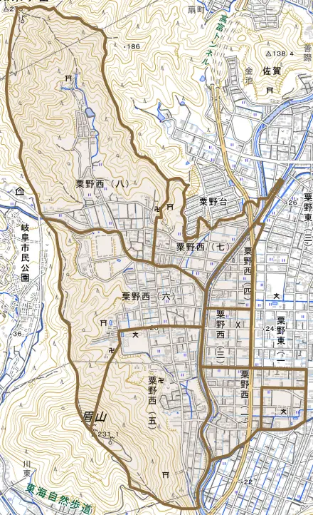 粟野西とその周辺の地図。町の範囲を重ねている