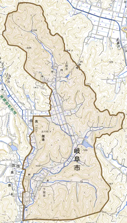 雛倉とその周辺の地図。町の範囲を重ねている