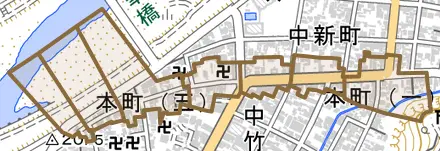 本町とその周辺の地図。町の範囲を重ねている