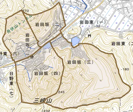 岩田坂とその周辺の地図。町の範囲を重ねている