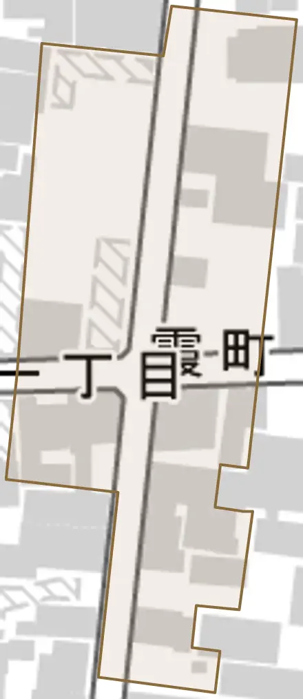 霞町とその周辺の地図。町の範囲を重ねている