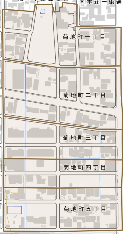 菊地町とその周辺の地図。町の範囲を重ねている