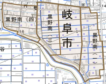 黒野南とその周辺の地図。町の範囲を重ねている