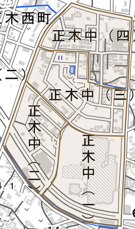 正木中とその周辺の地図。町の範囲を重ねている