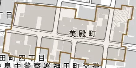 美殿町とその周辺の地図。町の範囲を重ねている