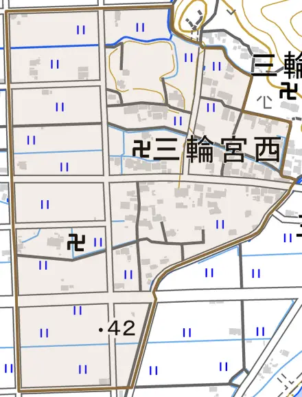 三輪宮西とその周辺の地図。町の範囲を重ねている