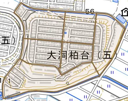 大洞柏台とその周辺の地図。町の範囲を重ねている