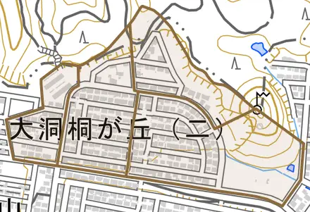 大洞桐が丘とその周辺の地図。町の範囲を重ねている