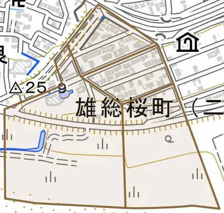 雄総桜町とその周辺の地図。町の範囲を重ねている