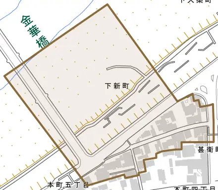 下新町とその周辺の地図。町の範囲を重ねている