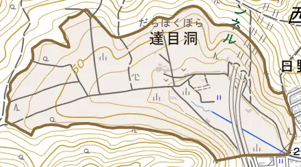 達目洞とその周辺の地図。町の範囲を重ねている