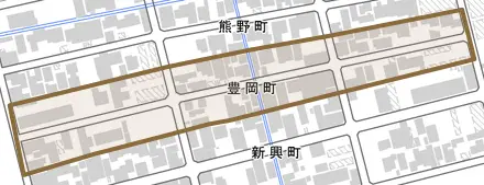 豊岡町とその周辺の地図。町の範囲を重ねている