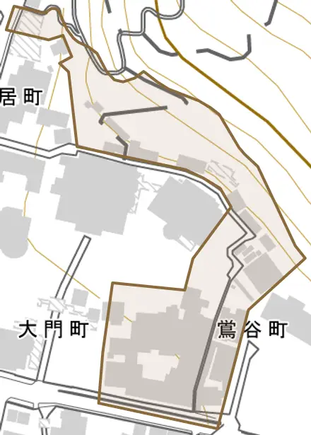 鴬谷町とその周辺の地図。町の範囲を重ねている