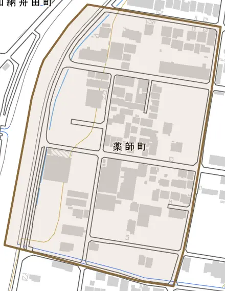 薬師町とその周辺の地図。町の範囲を重ねている