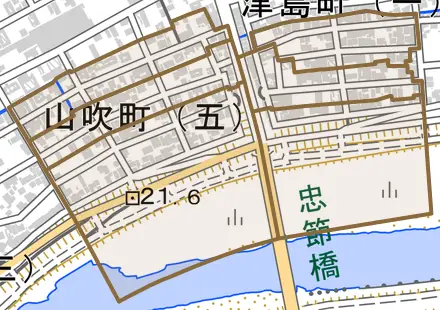 山吹町とその周辺の地図。町の範囲を重ねている