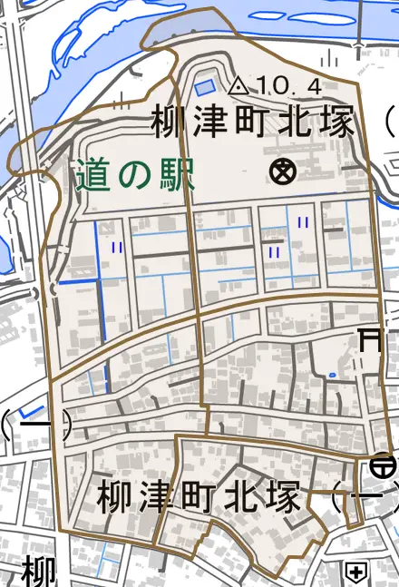 柳津町北塚とその周辺の地図。町の範囲を重ねている
