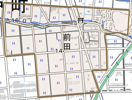大字前田とその周辺の地図。町の範囲を重ねている