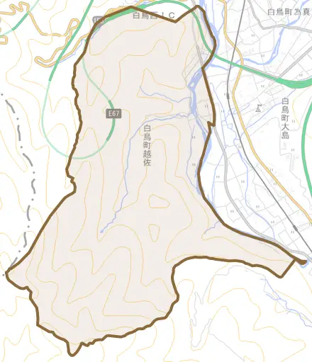 白鳥町越佐とその周辺の地図。町の範囲を重ねている