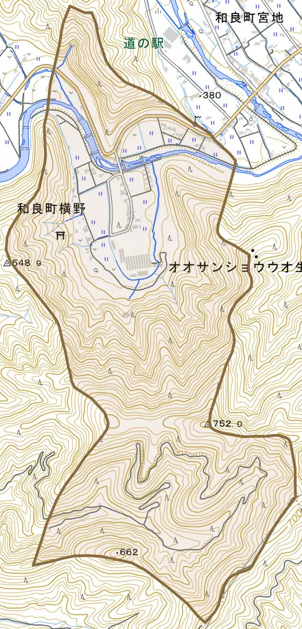 和良町横野とその周辺の地図。町の範囲を重ねている