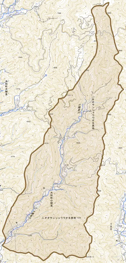 大和町小間見とその周辺の地図。町の範囲を重ねている