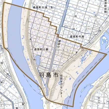 桑原町小薮とその周辺の地図。町の範囲を重ねている