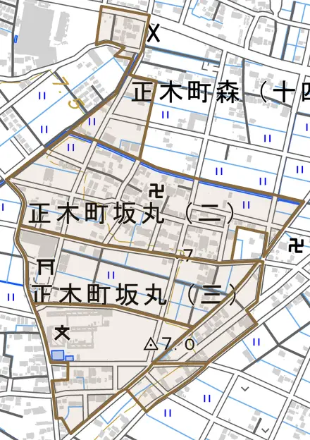正木町坂丸とその周辺の地図。町の範囲を重ねている