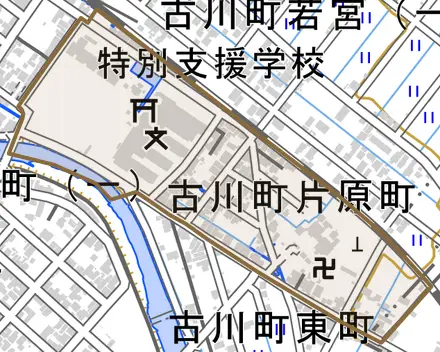 古川町片原町とその周辺の地図。町の範囲を重ねている