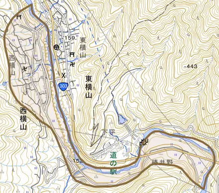 西横山とその周辺の地図。町の範囲を重ねている