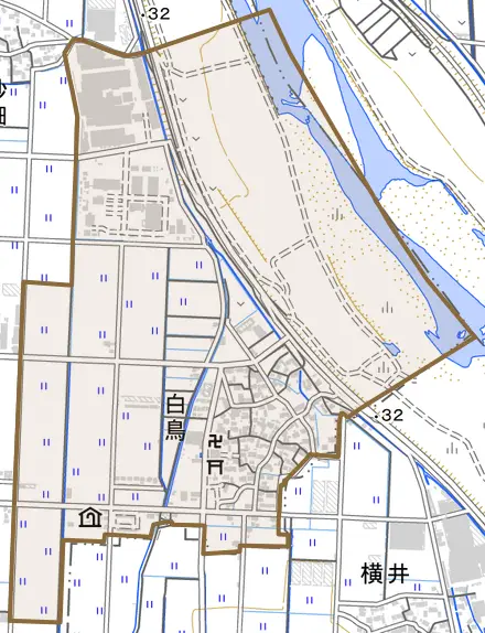 白鳥とその周辺の地図。町の範囲を重ねている