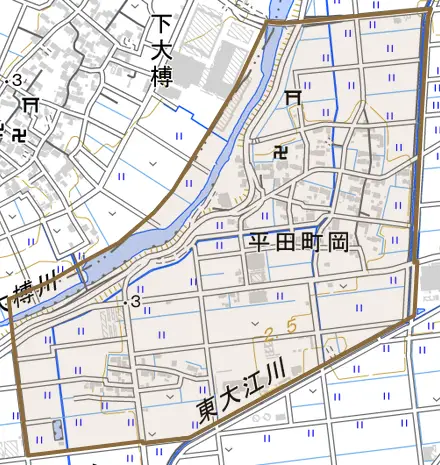 平田町岡とその周辺の地図。町の範囲を重ねている