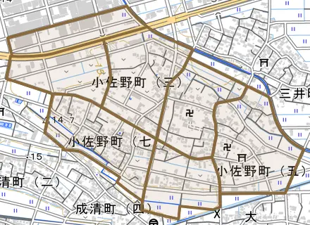 小佐野町とその周辺の地図。町の範囲を重ねている