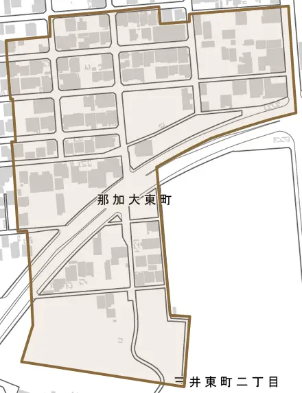 那加大東町とその周辺の地図。町の範囲を重ねている