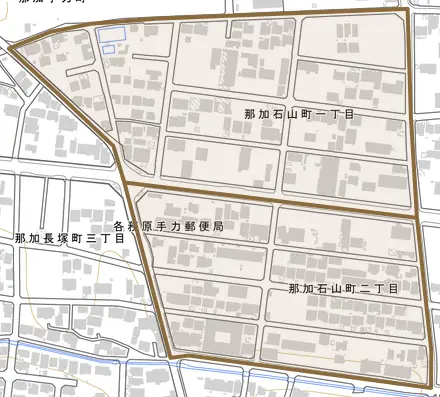 那加石山町とその周辺の地図。町の範囲を重ねている