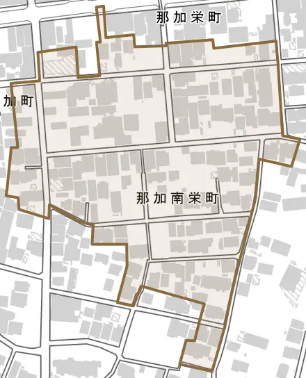 那加南栄町とその周辺の地図。町の範囲を重ねている
