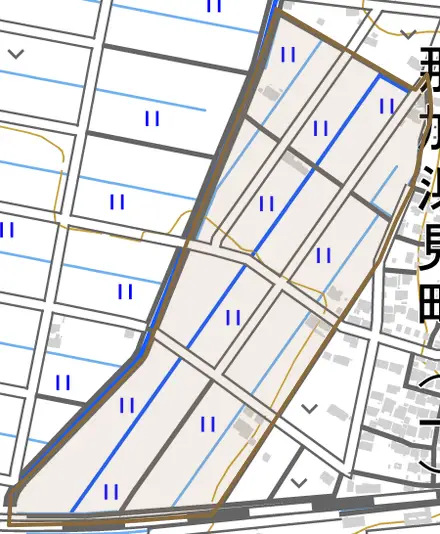那加大谷町とその周辺の地図。町の範囲を重ねている