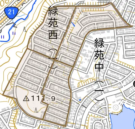 緑苑西とその周辺の地図。町の範囲を重ねている