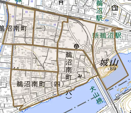 鵜沼南町とその周辺の地図。町の範囲を重ねている