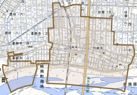 円城寺とその周辺の地図。町の範囲を重ねている