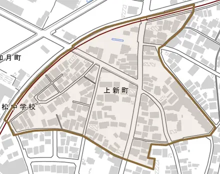 上新町とその周辺の地図。町の範囲を重ねている