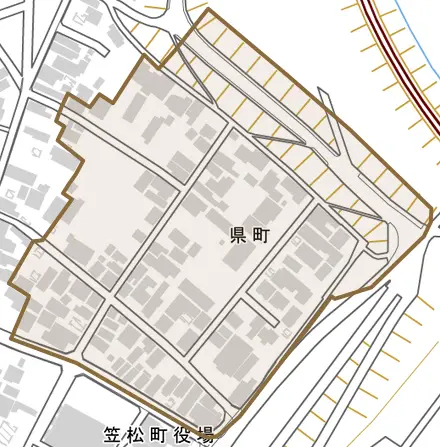 県町とその周辺の地図。町の範囲を重ねている