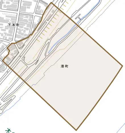 港町とその周辺の地図。町の範囲を重ねている
