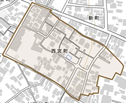 西宮町とその周辺の地図。町の範囲を重ねている