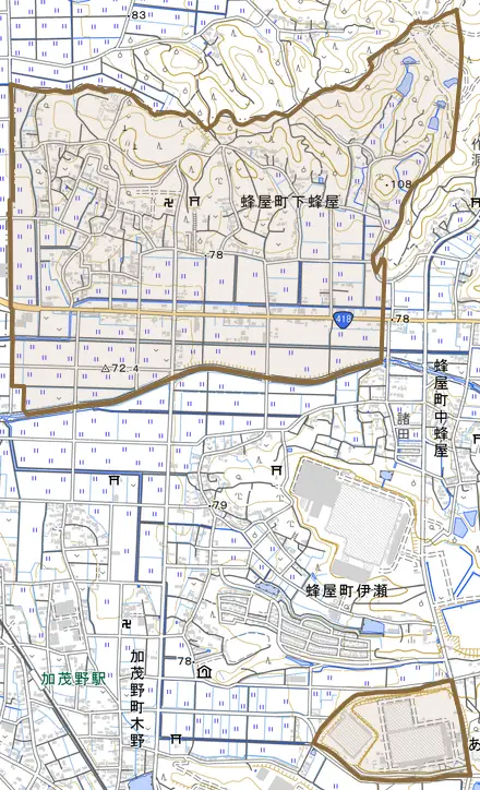 蜂屋町下蜂屋とその周辺の地図。町の範囲を重ねている