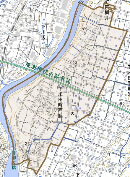 下米田町西脇とその周辺の地図。町の範囲を重ねている