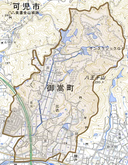 比衣とその周辺の地図。町の範囲を重ねている