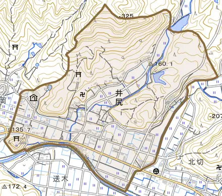 井尻とその周辺の地図。町の範囲を重ねている